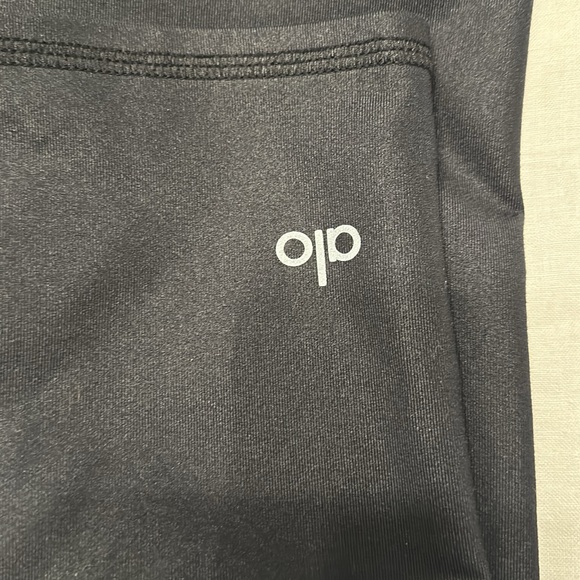 ALO LEGGINGS MID CALF/ANKLE LENGTH - Picture 3 of 4